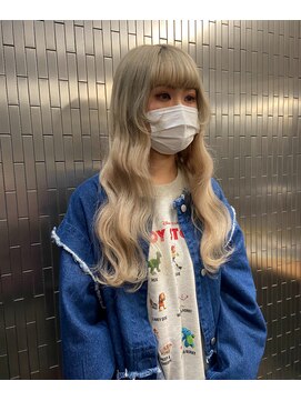 ボアップ 難波店(boappu) ガーリーな巻き髪もハイトーンエクステ映えます!