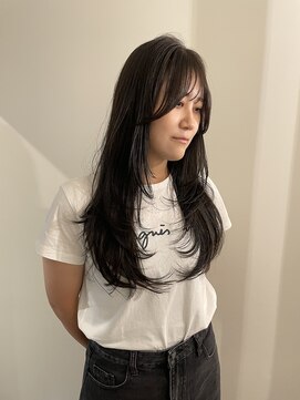 ユニコ(unico) オリーブグレージュ/ハッシュカット/レイヤーカット