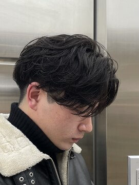 フィフスパーク(fifth PARK) 渋谷フェザーパーマfifthセンターパートメンズパーマ毛流れ色気