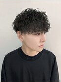 メンズ波巻きパーマ 前下がりマッシュ ツイストスパイラル