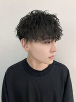 ビアンコ(bianco produce by L'Aube)&nbsp;メンズ波巻きパーマ 前下がりマッシュ ツイストスパイラル