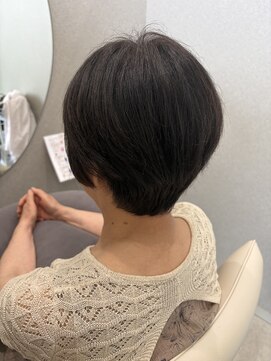 ロエ(Lowe') ミセスショート