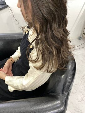 グラムテン 西尾店(gram) ゆるふわ_イヤリングカラー_アッシュベージュ_髪質改善_18