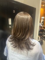 サニー 梅田(Sun.ny)&nbsp;透明感たっぷり♪明るめミディアムレイヤーブラウン