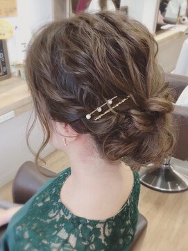 ビューティサロンアネモネ(BEAUTY SALON ANEMONE) ルーズアレンジ