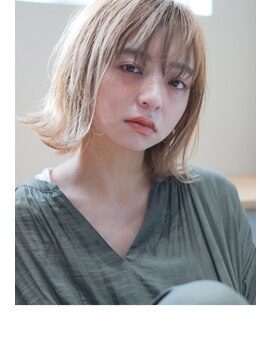 エミイ 鎌倉(eMii.) こなれボブハイベージュ外ハネ【eMii. 鎌倉】