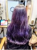 ディープパープルのグラデーション