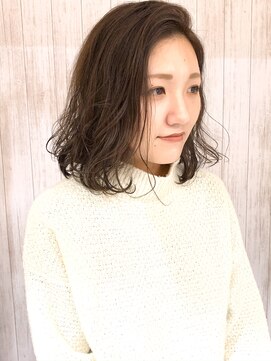 フィールエー レキシントンプラザ店(feel.a) プラチナローライトグレージュ