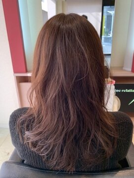 ミズグラート(Ms. grato) ナチュラルウェーブろなレイヤースタイル