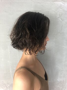 レーヴ リゾート 池袋(Reve resort) 春カラー×エアリー×前下がりボブ[池袋][池袋東口]【Reve池袋】