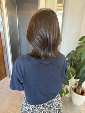 アリスバイアフロート 自由が丘(ALICe by AFLOAT) 毛流れ美人レイヤーウルフミディアムピンクベージュ