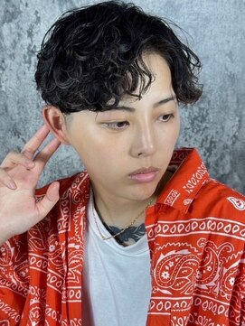 プレミアムバーバー 目黒店(PREMIUM BARBER produce by HIRO GINZA) テーパーフェードパーマ