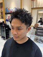 アース オーセンティック 長崎浜町店(EARTH Authentic) ツイストパーマ×スパイキーショート