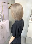 クールベージュ