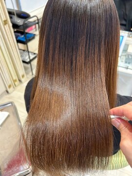 ビス ヘア アンド ビューティー 西新井店(Vis Hair＆Beauty) 20代30代寒色系カラーシースルーバンク艶感ストレート透明感