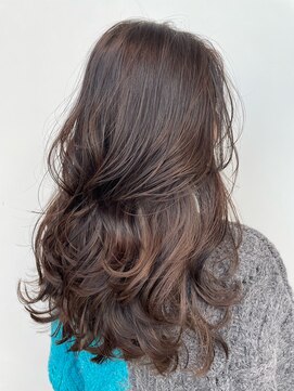 ステア ケース(stair case) 【NATASHA】銀座レイヤーカット/20代/30代/40代/50代