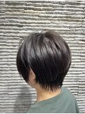 20代30代40代前下がりストレート小顔補正立体カット