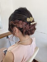 ヘアーアンドメイクアップモパ お呼ばれヘア