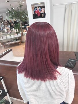 アウラ(AURA) ボルドーカラーワインレッド暖色カラー