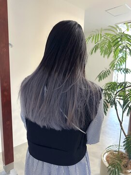 デン(den) 裾カラー　パールグレー