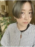 《マニッシュショート×オリーブカラー》