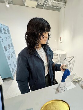 キュエム(Cuem) 【Cuem菅原】ウルフパーマ強めカール大きめお洒落古着レイヤー