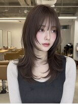 ケシキ 表参道 原宿(kesiki.)&nbsp;ミディアムレイヤー顔周りカットハッシュカットフレンチバング