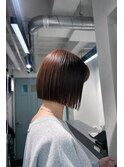 ぱつっとボブ