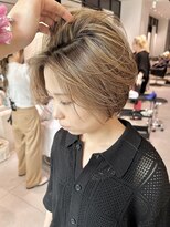 ステアケース ギンザセブン(stair:case ginza7)&nbsp;大人ハイライト白髪ぼかしグレージュ丸みショート