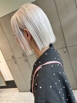 ディーナ(D'na) 『D'na×清水』ホワイトボブ
