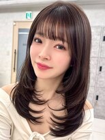 ロエ 元町店(Loe) 元町結べるレイヤーカット丸みショートボブ顔周りカット
