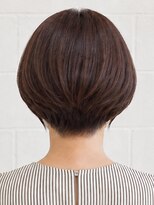 デュッカダブリュー(Duka W)&nbsp;丸みシルエットのショートボブ