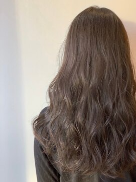 ジーナ 新宿(Zina) モカブラウン