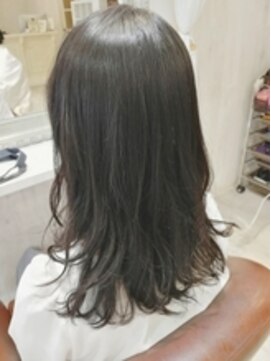 アマンヘアーイースト 吉祥寺東口店(Aman hair-e) 黒髪グレージュ 【Aman hair 吉祥寺】