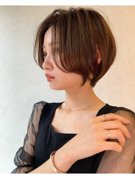 ロンドブルーム 天神大名店(Lond Bloom) 前髪長めのシースルーショート/美しいヘア/ショートボブ