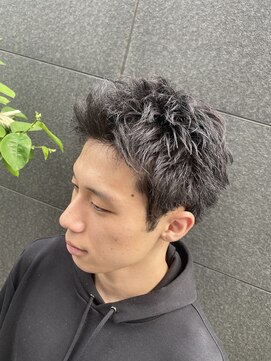 クオル 立川(QOL) スパイキーショート×無造作ニュアンスパーマ