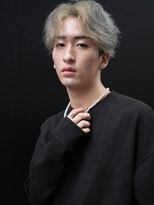 ソフトムーブシルバーヘアおしゃれアップバング