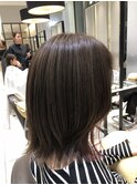 レイヤー　くびれミディヘア　インナーカラー　銀座