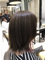 レイヤー　くびれミディヘア　インナーカラー　銀座