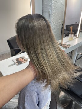 ブレンド 渋谷(BLend) ハイライトカラーマチルダボブインナーグレージュ前髪