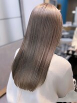 ロコヘアー(Locohair)&nbsp;20代30代40代ストレートアッシュベージュ髪質改善艶感カラー