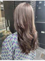 アイラス(I'LAS)&nbsp;ハイライトカラー/レイヤースタイル/髪質改善/Aujua