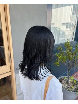 ヘアリラクゼーション クインズベリー(Hair Relaxation Queen's Berry) 暗めカラー外国人風カラーブルーブラック10.7