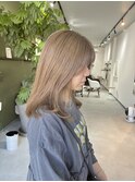 ホワイトベージュ