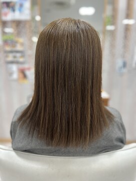 クシロビューティー まとまり重視の髪質改善ストレート