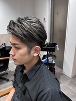 クイル(quill)&nbsp;大阪梅田メンズハイライト/センターパート／ホワイトメッシュ