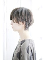 トランクイル サフリック(TRAN9UIL safric)&nbsp;20代・30代・40代　メンズライクな無造作ショート