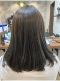 透け感アッシュカラー