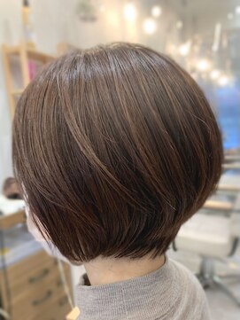 グラッシー センター北店(GLASSI) 【GLASSI】大人ショートボブ★くびれ★丸み★ピンクベージュ