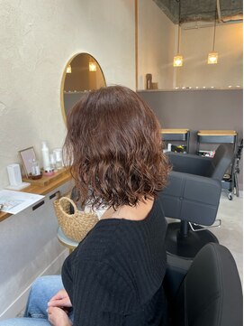 アノイ ポム(annoii_pom) 大人パーマ